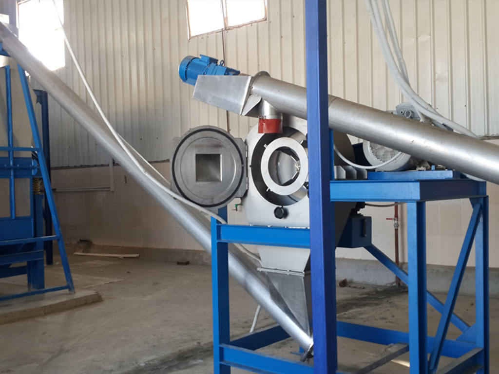 Key Salt Making Machines in a Mechanical Salt Refining Plant | Process ...